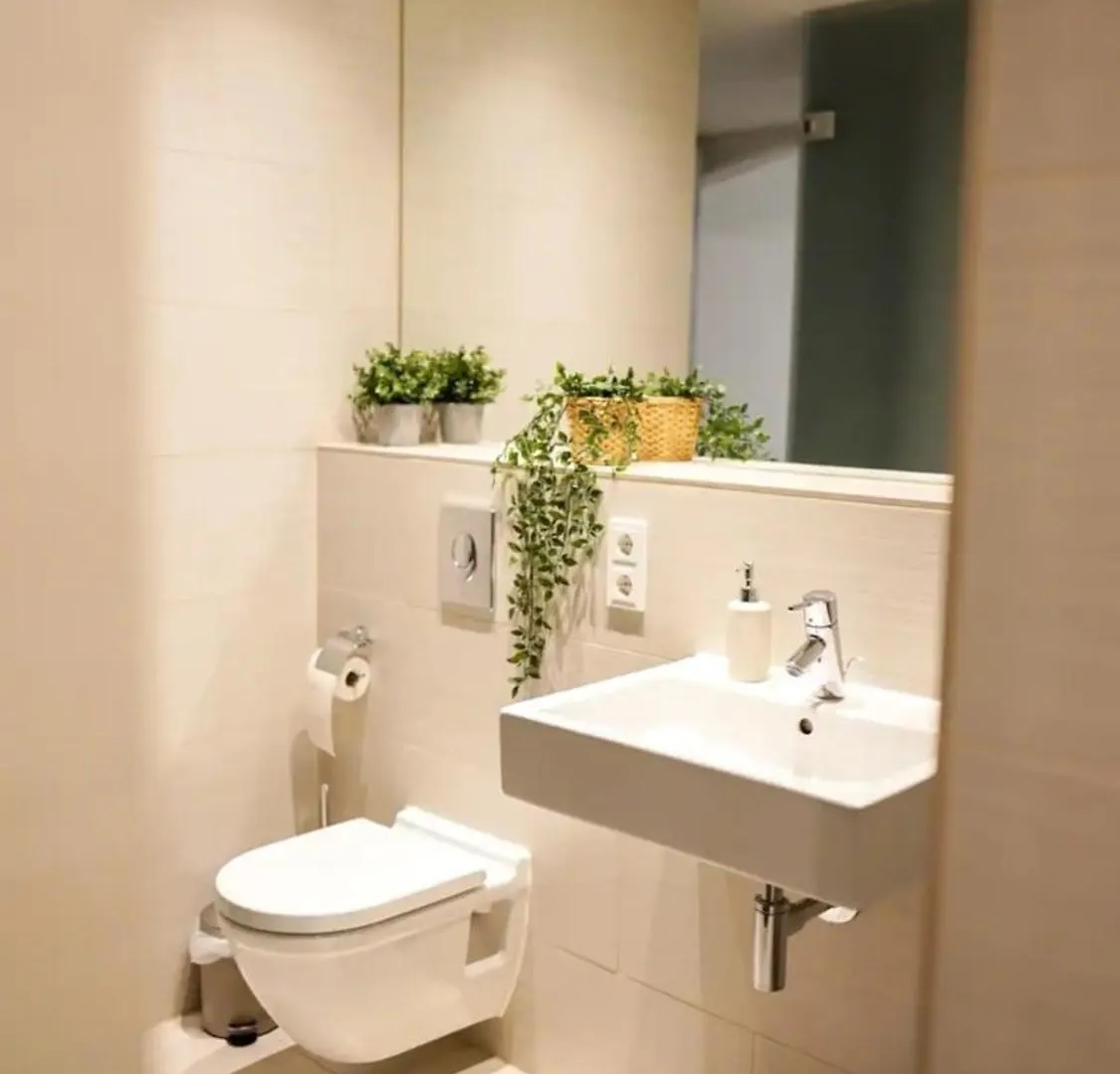 Ferienwohnung Uniklinik Zentral Kueche Fitnessraum Leipzig