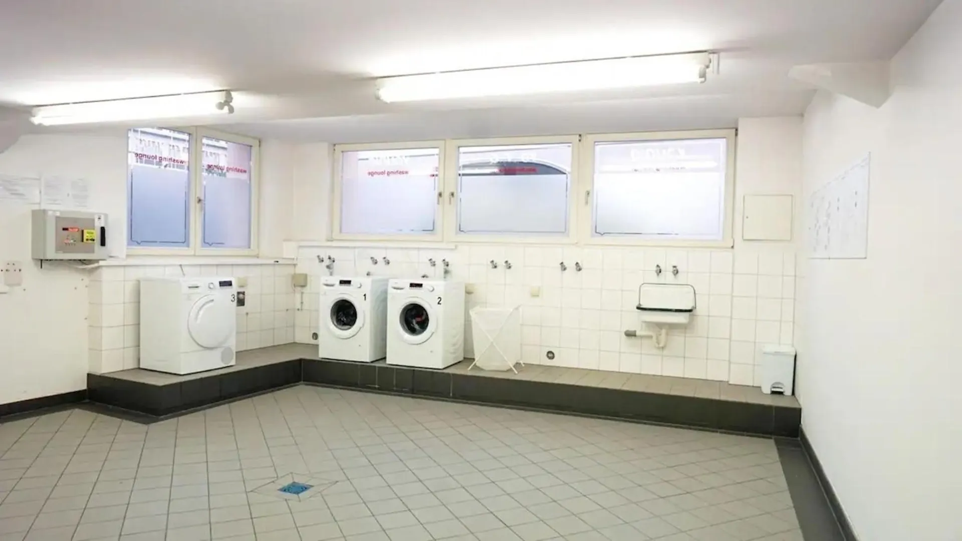 Ferienwohnung Uniklinik Zentral Kueche Fitnessraum Leipzig Deutschland